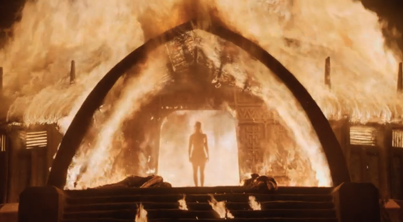 Illustration for article titled The Mother of Dragons Gets Serious on Game of Thrones, and IT IS LIT